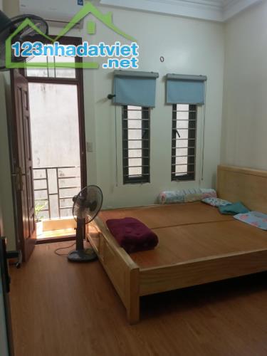 Bán nhà Kim Giang, ô tô đỗ cổng, 10m ra đường ô tô tránh, DT 35m2, nhỉnh 7 tỷ - 2
