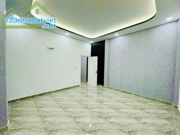 NHÀ MỚI KENG – DTSD 129M² – Ô TÔ 7 CHỖ NGỦ TRONG NHÀ – NAM LONG Q7 – NHỈNH 5Đ TL - 3