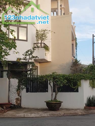 Bán nhà mặt tiền HIẾM đường 28, gần Bệnh Viện Lê Văn Thịnh,Cát Lái giá chỉ 10,5 tỷ , mua - 2