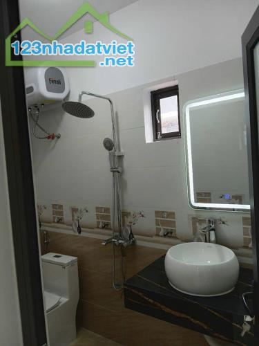 -CĂN NHÀ ĐANG HÓT NHÂT THANH XUÂN - HÀNG XÓM CỦA ROYALCITY - 5 TẦNG MÀ CHỈ CÓ 6,6 TỶ  Tọa - 1