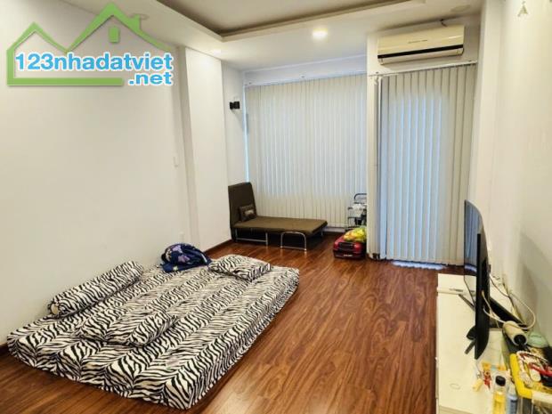 BÁN NHÀ HXH QUẬN 3 – SÁT MẶT TIỀN – 60M² – 4 TẦNG – 4PN – TRẦN QUANG DIỆU  CHỈ 9.3 TỶ - 2