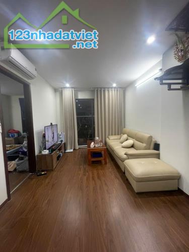 Cho thuê căn hộ tại Homeland Thượng Thanh 70m2 2pn2wc full đồ đẹp giá 9,7tr.