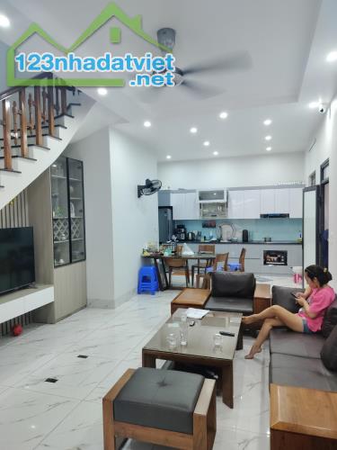 BÁN NHÀ ĐỊNH CÔNG HẠ –NHÀ ĐẸP, SỔ ĐỎ CHÍNH CHỦ -57M2 – 116TR/M2