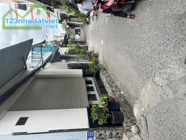 Nhà HXH Bông Sao . Phường 5 Quận 8 . Ngay chợ sáng Bùi Minh Trực DT 4,3mx21m DT đất 91m2 +