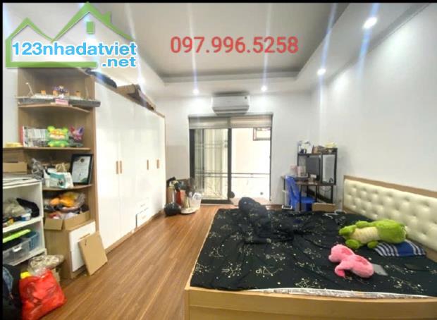 NHÀ 5 TẦNG Ở ĐÔNG NGẠC CẠNH CHỢ VẼ, FULL NỘI THẤT, MT 4.7m, CHƯA ĐẾN 6 TỶ - 3