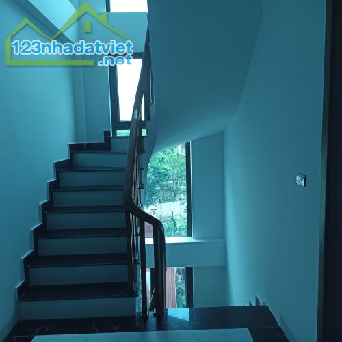 BÁN NHÀ 4 TẦNG MỚI, MẶT TIỀN RỘNG TẠI NGŨ HIỆP - THANH TRÌ - 4
