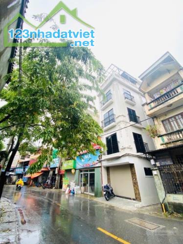 Bán gấp nhà mới đẹp - lô góc 2 thoáng - gần ô tô tránh - chỉ hơn 7.5 tỷ - 5 tầng xây -