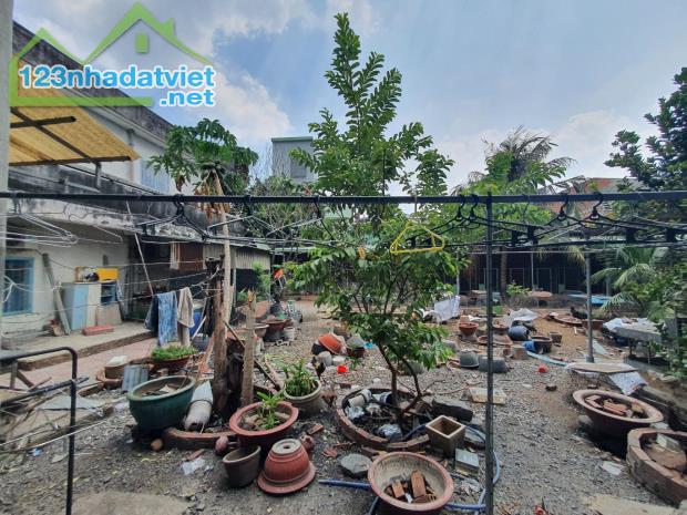 Bán đất mặt tiền Linh Đông , Thủ Đức, 1127m2, full thổ cư, Ngang khủng gần 26m, Gía chỉ