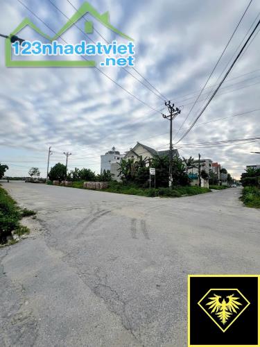 ◄ ★ ► BÁN ĐẤT MẶT ĐƯỜNG PHÂN LÔ GẦN TRUNG TÂM QUẬN : ► MÁNG NƯỚC - VÂN TRA - AN ĐỒNG - AN - 4