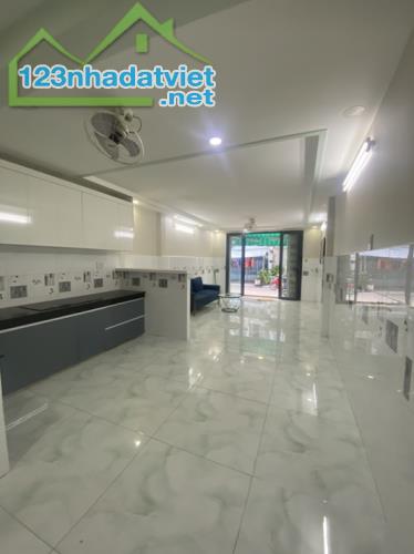 HẺM NHỰA 8M, PHÚ ĐỊNH, F16, Q8, 2TẦNG, 43M2, 5.15 TỶ. - 1