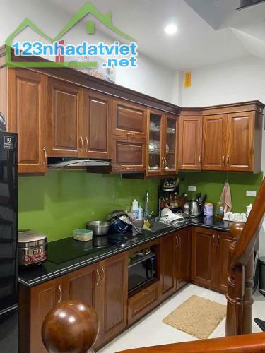 Bán nhà Lạc Long Quân- 35m x5T- mới xây- ở ngay- gần Hồ Tây- 7 tỷ hơn - 1