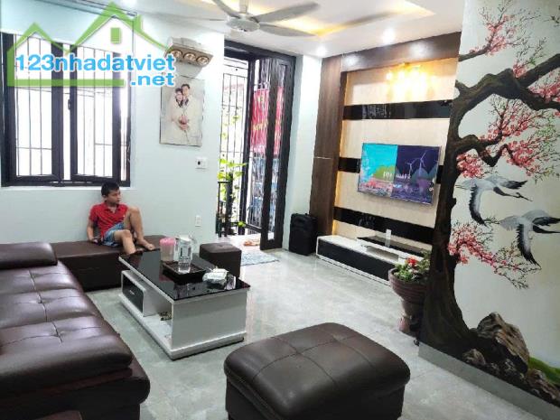 NHÀ PHÂN LÔ SIÊU VIP, CHÂN CHUNG CƯ MẶT PHỐ TÔ HIỆU 61m2-4tầng-nhỉnh 17tỷ, KINH DOANH SỐ 1