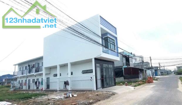 Nhà mặt tiền + 5 phòng trọ mặt tiền khu dân cư Tân Đức, Đức Hòa giá 3 tỷ - 1