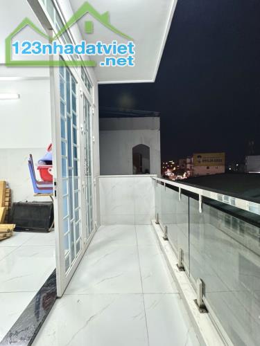 Bán nhà 3 tầng BTCT, 69m2, 5PN,3 bước ra MT Lê Văn Việt, Hiệp Phú, Q9 - 3