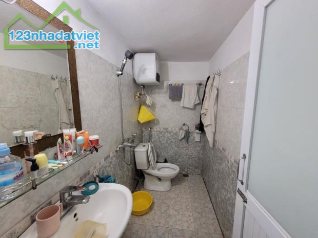 Bán nhà Kim Giang, Hoàng Mai. Gần KĐT Kim Văn Kim Lũ. 46m2 x 5 Tầng. GẦN Ô TÔ. 8 Tỷ 9 - 3
