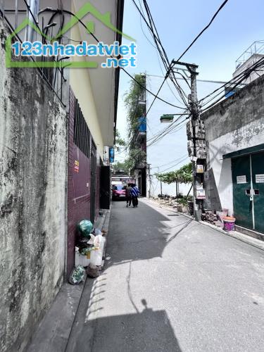 Chính chủ bán đất trung tâm Trâu Quỳ/Gia Lâm, 40m2 đường 2 oto tránh, miễn TG,MG - 2