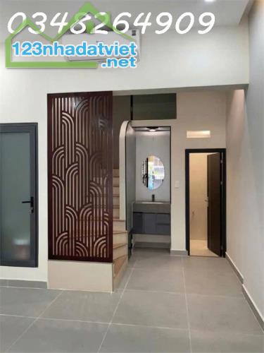 Cho thuê nhà mặt tiền 120 Lê Thị Riêng, P. Bến Thành, Q1, DT 66,7m2, 70 triệu/tháng - 1