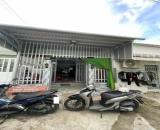 Gấp gấp chú em cần bán nhà 111m2 ngay trung tâm Hóc Môn mà giá chỉ 850 triệu