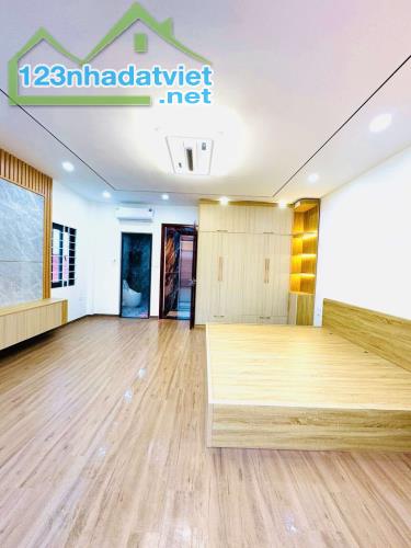 Nhà 6 tầng Nguyễn Văn Cừ, thang máy, lô góc 3 thoáng, full nội thất, 51m, MT 5m, nhỉnh 8tỷ - 2