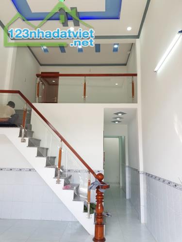 Bán gấp Nhà Giá 780tr Tân Phú Trung Củ Chi Rộng 81m2 SHR Bán Gấp - 2