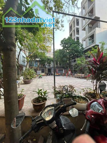 BÁN NHÀ VƯƠNG THỪA VŨ – 50M2 x 5T – Ô TÔ VÒNG QUANH