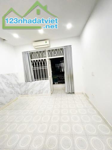 Bán nhà hẻm xe hơi 3 lầu Quận 8 đường Dương Bá Trạc P.1 - 4