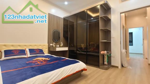 OTO, THANG MÁY phố Thái Hà - Đống Đa 45m2 x  5 tầng, mặt tiền 4m, chỉ 16.9 tỷ. - 3