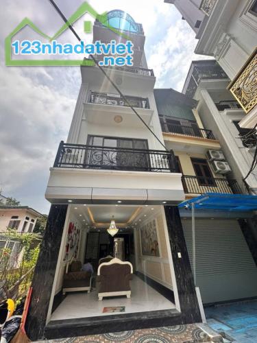 Bán nhà Long Biên Phúc Lợi 51m 6t mt 4m 13.6 tỷ thang máy ô tô tránh đỗ trước nhà