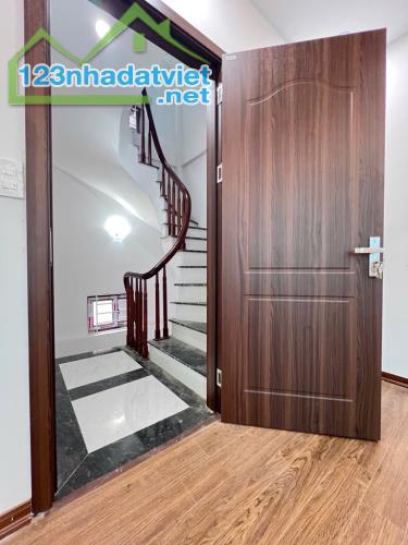 NHÀ MỚI LIÊN MẠC 30M2 – THIẾT KẾ HIỆN ĐẠI – Ô TÔ ĐỖ CỬA - 1