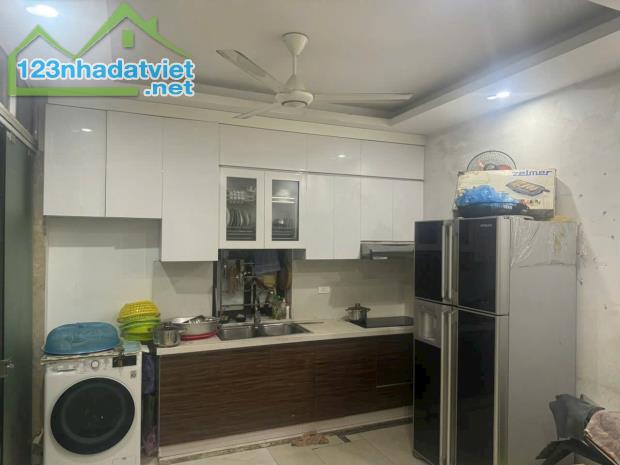 Bán nhà Xuân Thủy, Cầu Giấy, Lô góc, Ô tô đỗ cửa 33m2 x 6 tầng, giá 9,8 tỷ - 3