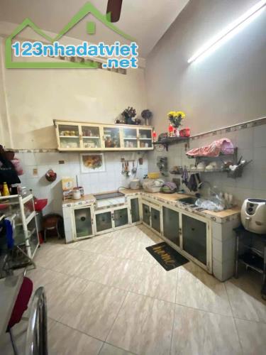 🔥🏠 NHÀ PHỐ KINH DOANH 6PN - ĐƯỜNG NÚI THÀNH - 97M2 - SẬP HẦM - CHỦ GIẢM 500TR -  CHỈ - 1