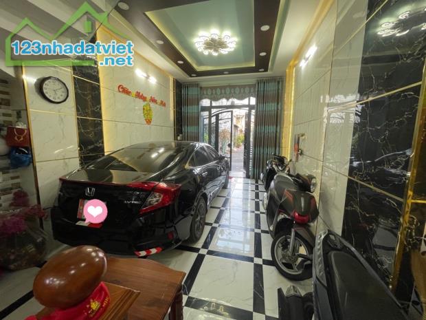 BÁN NHÀ KHU TÊN LỬA - AEON BÌNH TÂN - GIÁP BÀ HOM Q6 - 5 TẦNG - HẺM XE HƠI - NHỈNH 6 TỈ - 2
