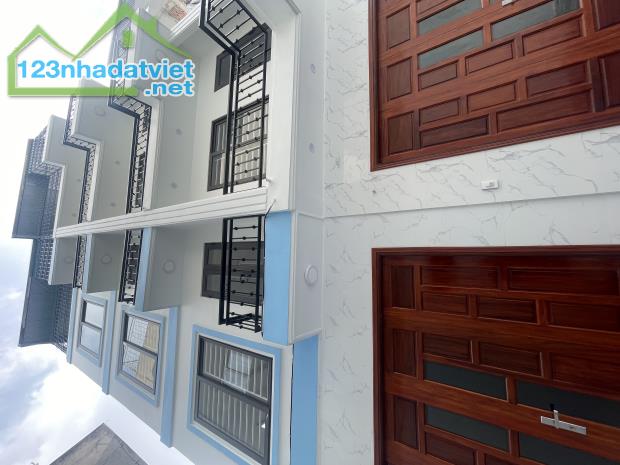 CHỦ NHÀ CẦN BÁN NHÀ LÀNG TRẠM -  5 TẦNG - NỘI THẤT HIỆN ĐẠI SANG XỊN  Ô TÔ ĐỖ CÁCH NHÀ 10M