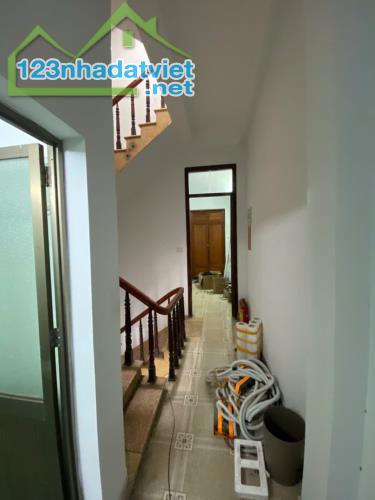 Cho thuê nhà nguyên căn KĐT Đồng Tàu làm văn phòng 4 tầng x 60m2, 6 ngủ, 16 triệu/th - 4
