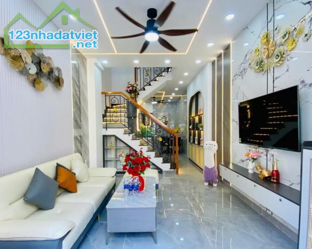 BÁN NHÀ ĐẸP 4 TẦNG – TRUNG TÂM P16 GÒ VẤP – GIÁ NHỈNH 5 TỶ TL - 1