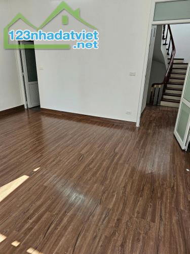 💥Nguyễn Khang Cầu Giấy NHÀ NỞ HẬU - 7PKK CHO THUÊ GIỮ TIỀN - NHÀ ĐẸP CHẮN CHẮN - NGÕ THÔN - 5