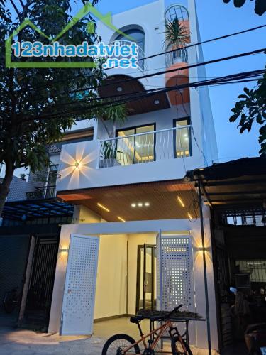 Chào Bán Căn Nhà Mặt Tiền Nguyễn Huy Tự Hoà Minh - 1