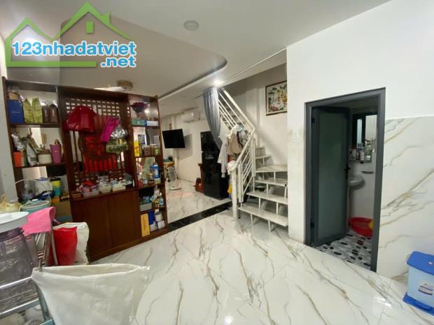 🏡 BÁN NHÀ LINH CHIỂU – THỦ ĐỨC – GIÁ CHỈ 4.5 TỶ - 4