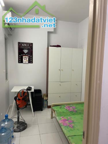 Bán CC HQC Plaza, Nguyễn Văn Linh, 1,1 tỷ, 55m2, 2PN, giá ưu đãi, tầng mát căn góc lộng - 3