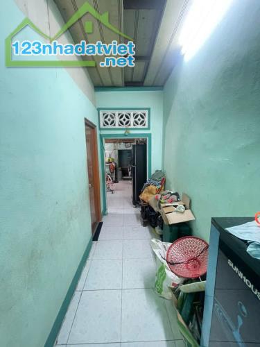+ 👉  SIÊU PHẨM CẦN BÁN GẤP NHÀ Đ TINH LỘ 10 TÂN TẠO BÌNH TÂN 4/5,3*18,5m 2L CHỈ 2,9Đ - 3