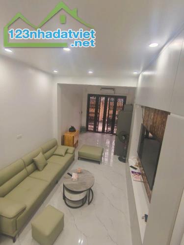 BÁN NHÀ 3 TẦNG, LÒ ĐÚC, VỊ TRÍ ĐẸP, ĐẦU TƯ SINH LỜI, Ở SƯỚNG, GIÁ 9 TỶ - 3
