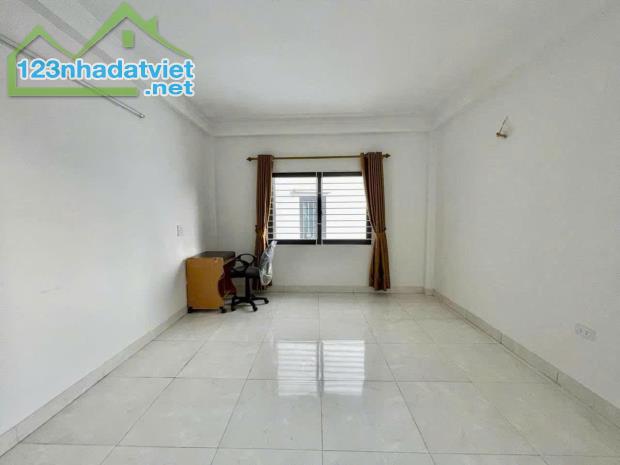 Nhà đẹp phố Ngô Thì Sỹ HĐ 30mx 6T, lô góc, cách mặt phố 15m giá 6 tỷ. - 4