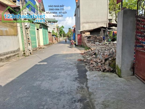 BÁN ĐẤT PHỐ AN BÌNH, THUẬN THÀNH. 100M2 * MT 5M * 3,1 TỶ. Ô TÔ TRÁNH, KINH DOANH.