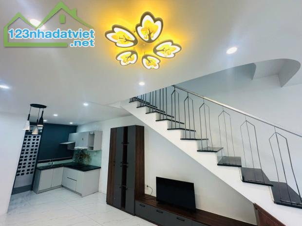 Bán nhà 2 tầng Kiệt ôtô Nguyễn Hữu Cảnh, gần bến xe Phía Nam, TP Huế, chỉ 1,79 tỷ - 1