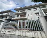 Bán biệt thự lô góc, 3 mặt thoáng tại đường Hoàng Quốc Việt 240m2, 5 tầng, chỉ 88 tỷ.