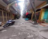 Thông tin mô tả NHÀ NGUYỄN KHANG,GẦN PHỐ - ÔTÔ - NGÕ THÔNG - LÔ GÓC - CHO THUÊ 15TR/ THÁNG