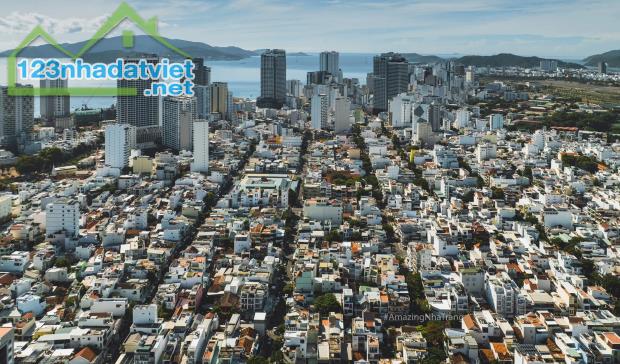 CĂN GÓC 2 MẶT TIỀN - 6 TẦNG BẠCH ĐẰNG - NHA TRANG  - Diện tích: 55,8m2 - 2
