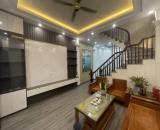 BÁN NHÀ 60M2 RỘNG ĐẸP LẠI CÓ SÂN ĐỂ XE MÁY, CÂY CẢNH, Ở LUÔN, CẦU ĐƠ.