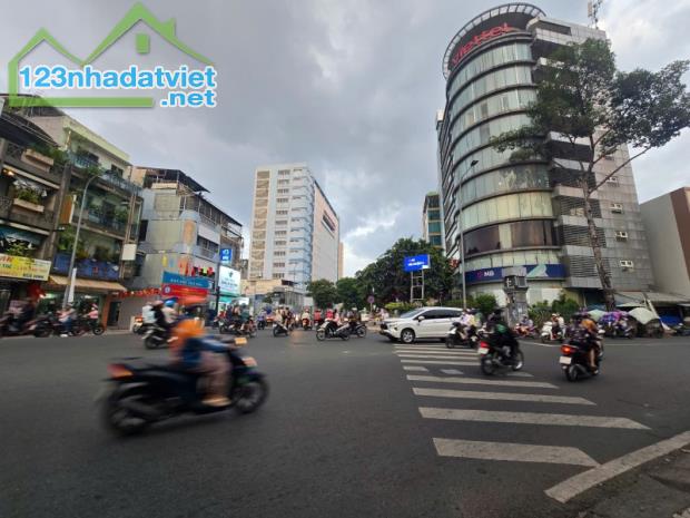 Gấp bán nhà Sài Gòn, 4 tầng, Mt Trần Quốc Thảo, dt 80m2, giá 23 tỷ.