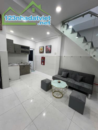 Nhà mới 100%, 2 tầng, 49m2, đường Tỉnh Lộ 10, Hẻm xe Tăng thông, giá chỉ 3,5tỷ. - 1
